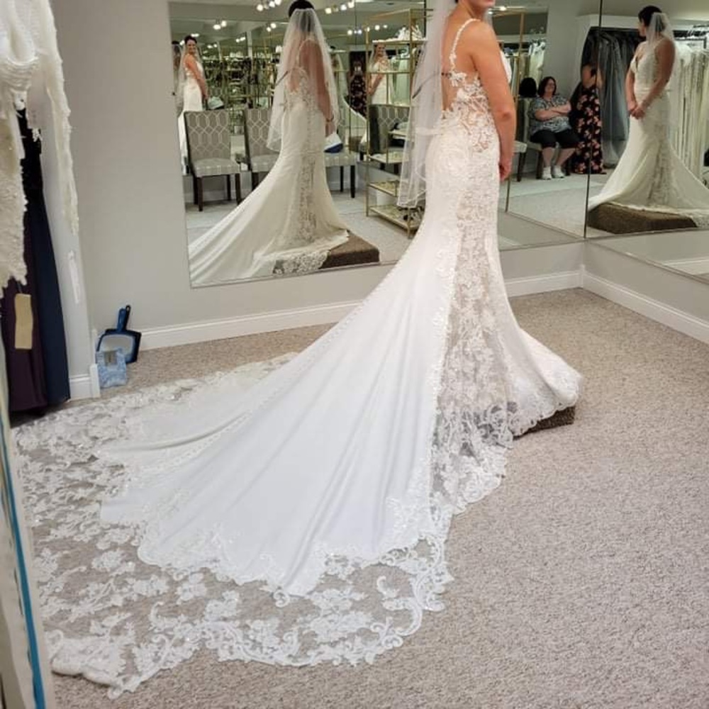 NWT Martina Liana wedding dress